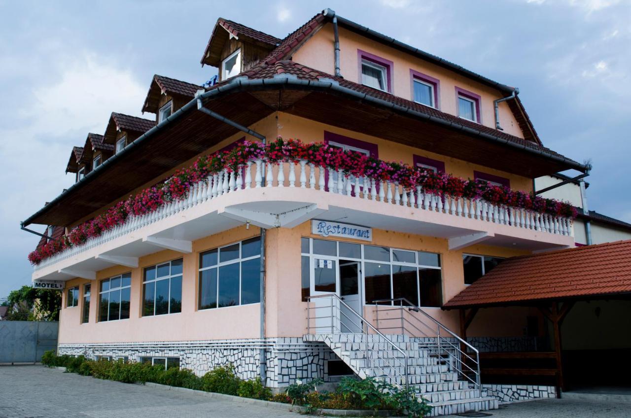 Motel Dracula Şelimbăr 外观 照片